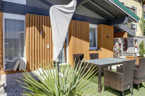 Apartment Serles