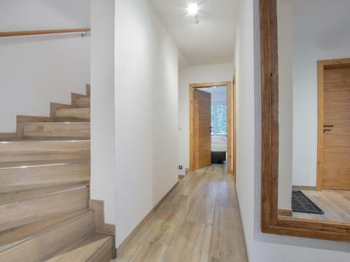 Spacious Chalet With Sauna In Krimml, 400 M From The Ski-bus Stop