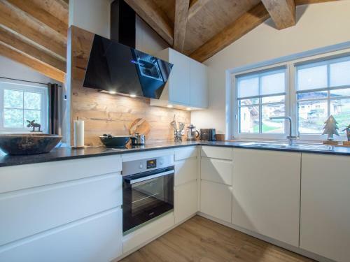 Spacious Chalet With Sauna In Krimml, 400 M From The Ski-bus Stop