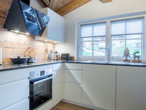 Spacious Chalet With Sauna In Krimml, 400 M From The Ski-bus Stop