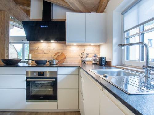 Spacious Chalet With Sauna In Krimml, 400 M From The Ski-bus Stop