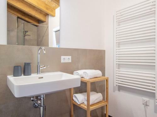 Spacious Chalet With Sauna In Krimml, 400 M From The Ski-bus Stop