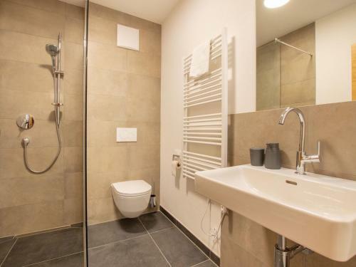 Spacious Chalet With Sauna In Krimml, 400 M From The Ski-bus Stop