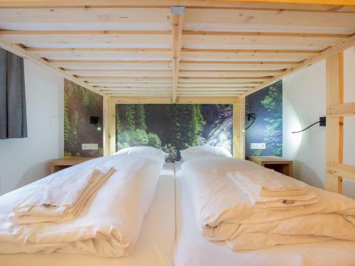 Spacious Chalet With Sauna In Krimml, 400 M From The Ski-bus Stop
