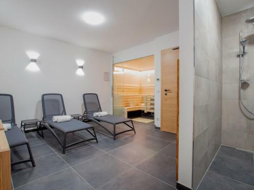 Spacious Chalet With Sauna In Krimml, 400 M From The Ski-bus Stop