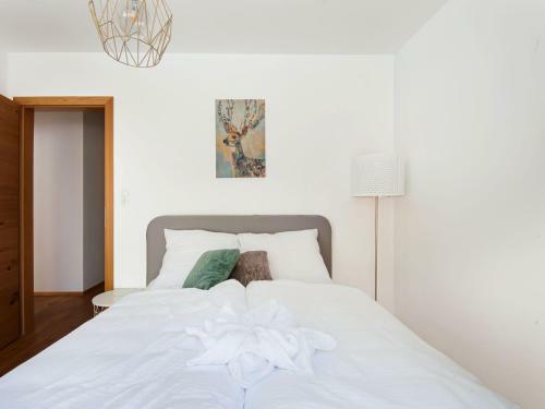 Chic Apartment In L�ngenfeld With Balcony