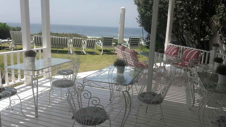 Hostal Southern Cross Beach House