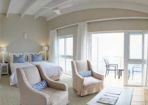 Hostal Periwinkle Lodge Guest House