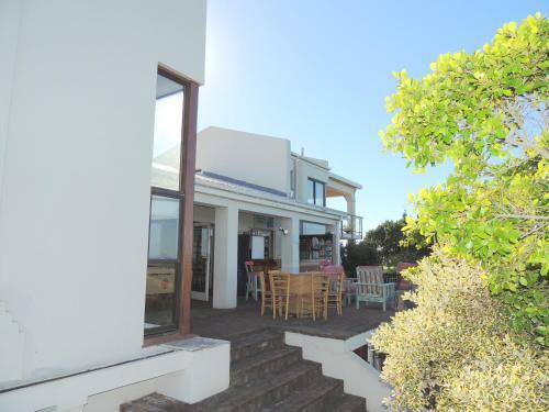 African Array Lodge