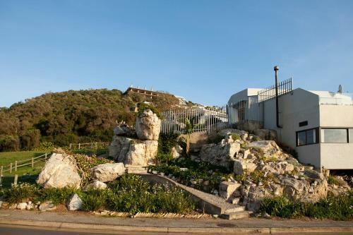 Bed & Breakfast Plett Beachfront Accommodation