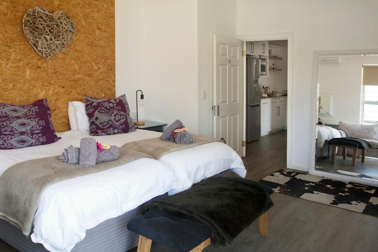 Hostal Sunshowers Plett