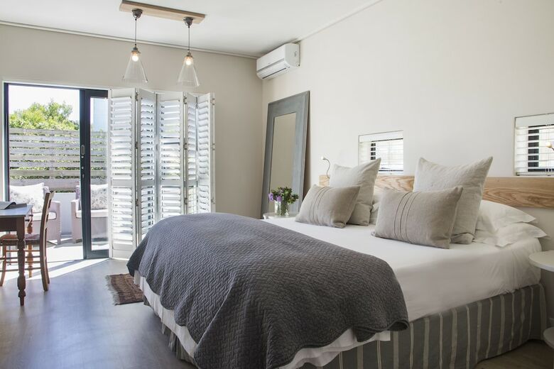 Hostal Christiana Lodge