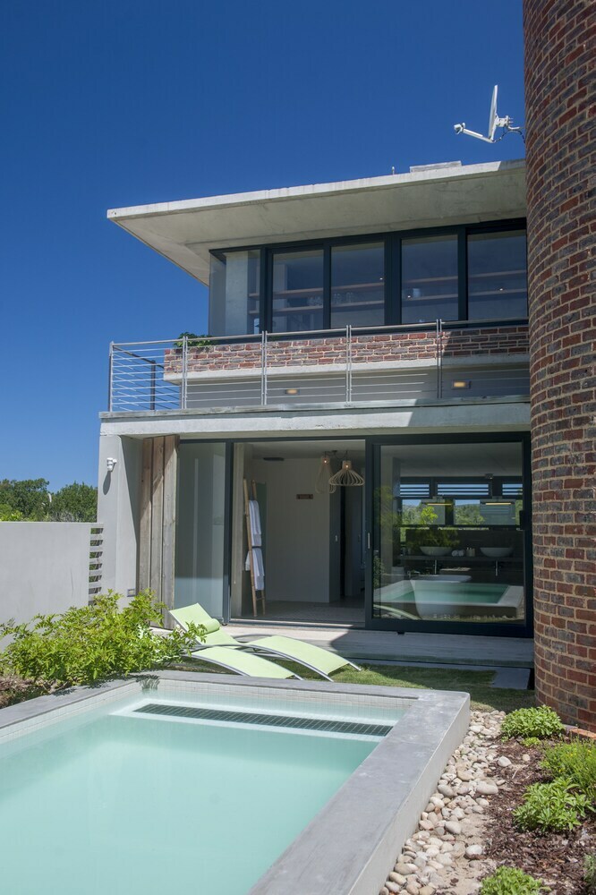 Hostal Christiana Lodge