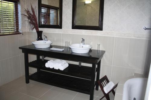 Bed & Breakfast Ohannas Bnb & Self Catering