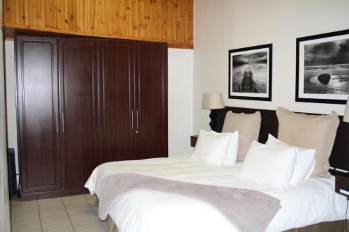 Bed & Breakfast Ohannas Bnb & Self Catering