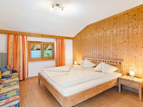 Serene Apartment In Hochf�gen With Garden