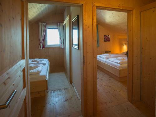 Pretty Chalet In Bad St Leonhard Near Klippitzt�rl Ski Area