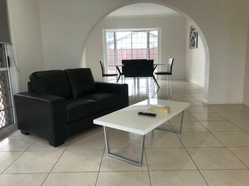 Townsville Wistaria Spacious Home
