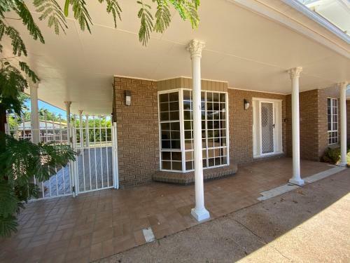 Townsville Wistaria Spacious Home