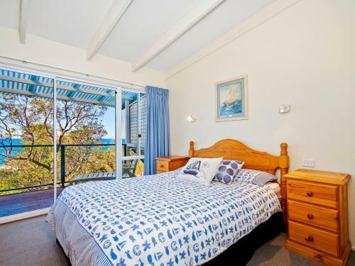 Somo Somo - 14 Ascot Avenue