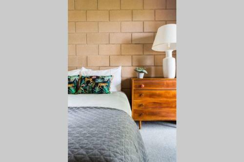 *new Listing* Jugar House - Space For Everyone!