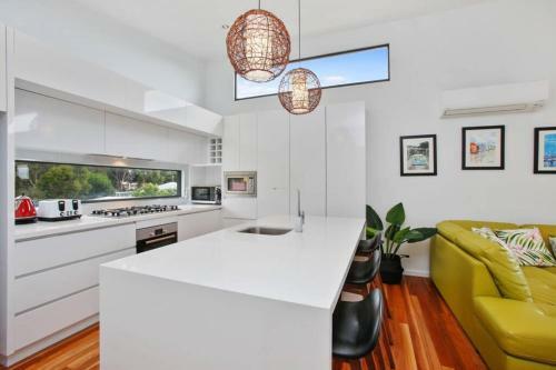 *new Listing* Soho Beach House