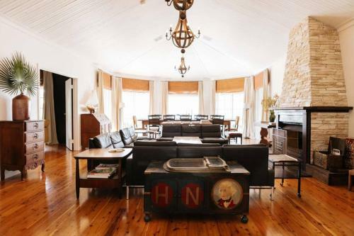 Corunna Station Country House