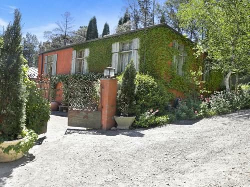 Saint Eloi La Grande Maison