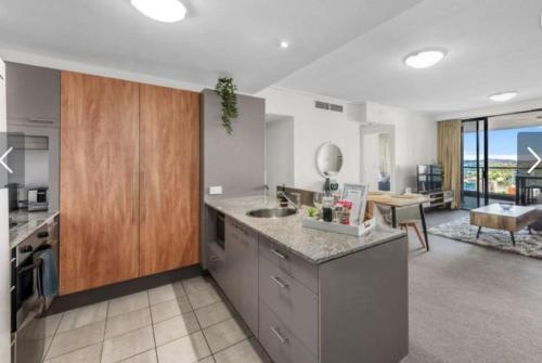 Apartamento Au1 - Aurora Skyscraper Cbd For Business Or Pleasure