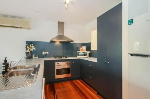 Stylish 3bd Family Home In Leafy Paddington!