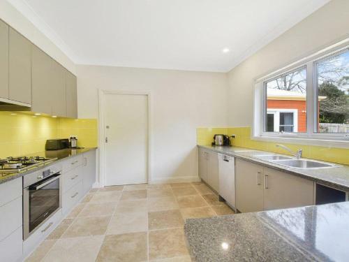 Redhaven House - Spacious, Quiet And Private