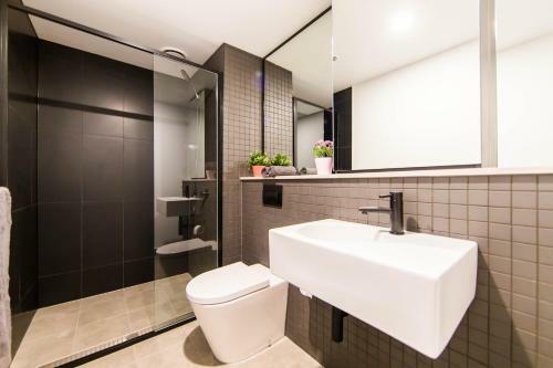 "mid Night" Apartment Canberra City Onsite Parking