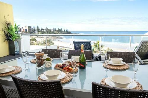 Apartamento Top Floor Kings Beach Views With Private Rooftop Terrace With Spa Bath