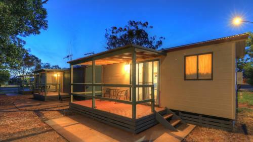 Hotel Cobar Caravan Park