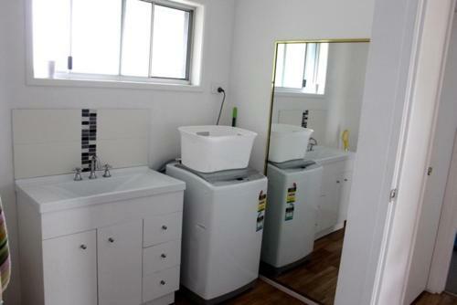 Apartamento Coolum Classic Beach Shack - Pet Friendly