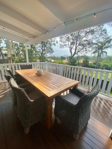 Coolum Beach Hidden Gem With Pool, Wifi, Netflix