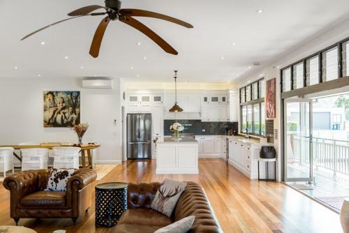 Your Luxury Escape - Midgen Flat