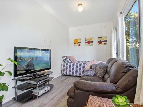 Beach Escape @ Currarong - Basic Family Accommodation