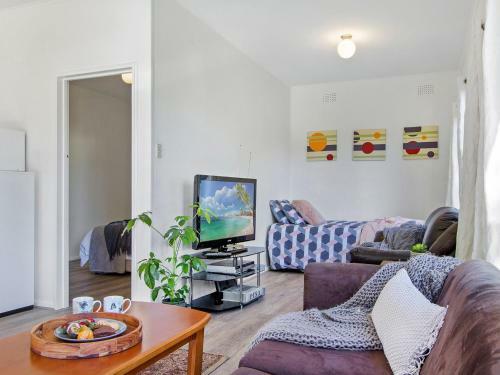 Beach Escape @ Currarong - Basic Family Accommodation