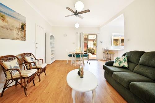 The Crescent - Pet Friendly - 1 Min To Beach