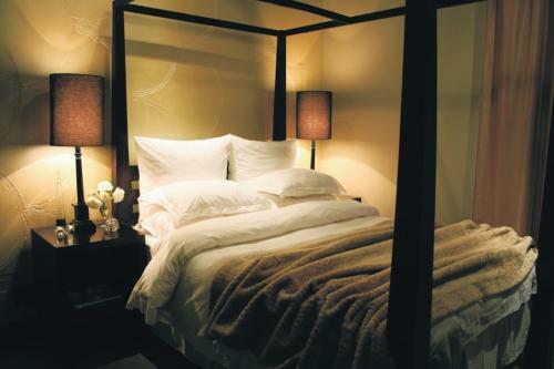 Hostal Firlane House