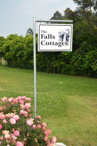 The Falls Cottages