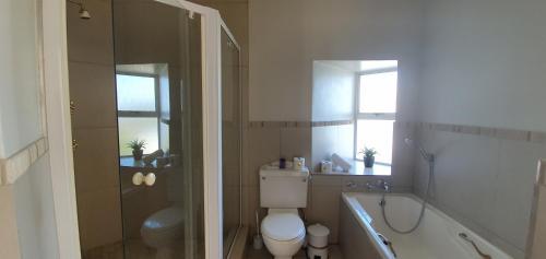 Hostal Brenton On The Rocks