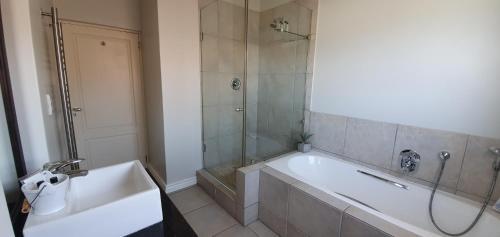 Hostal Brenton On The Rocks