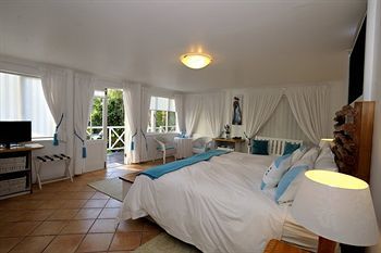 Brenton Beach House
