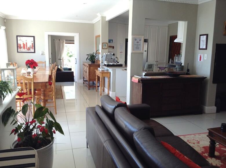 Hostal Dunvegan Lodge