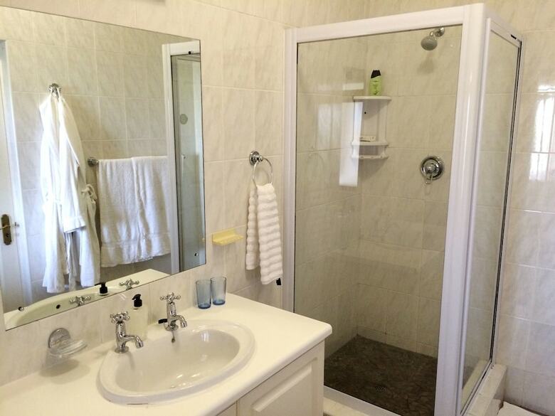 Hostal Dunvegan Lodge