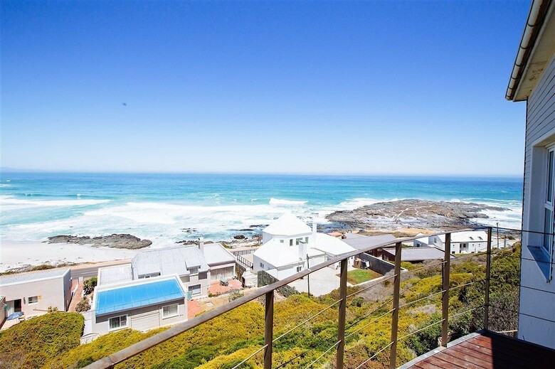 Bed & Breakfast Swept Away Guesthouse