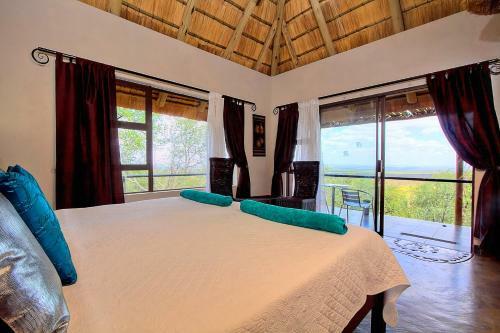 Bed & Breakfast Ehlathini Lodge