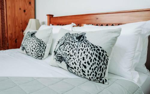 Hostal Danlee Overnight Accommodation